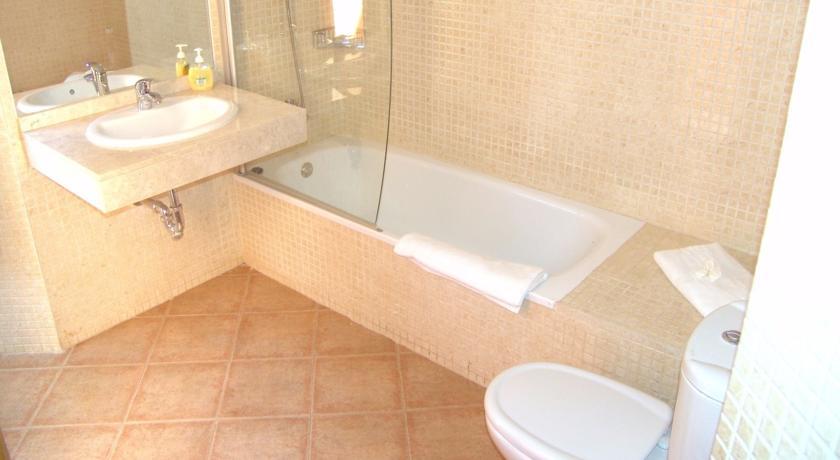 Villa Con Piscina ,Vista Mar Y Campo De Golf 칼레타데푸스테 객실 사진