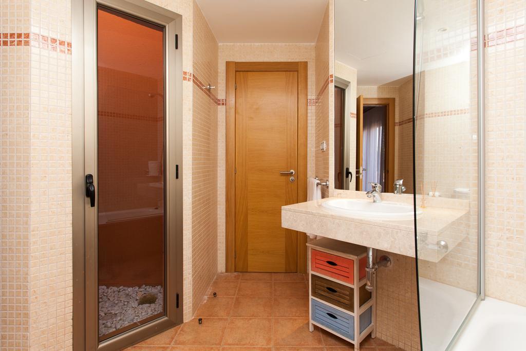 Villa Con Piscina ,Vista Mar Y Campo De Golf 칼레타데푸스테 객실 사진